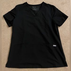 Figs 2 pocket scrub top